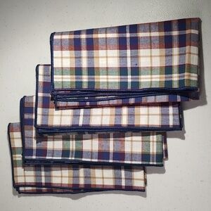 Longaberger Set Of 4 Woven Traditions Plaid Fabric Napkins With Navy Trim